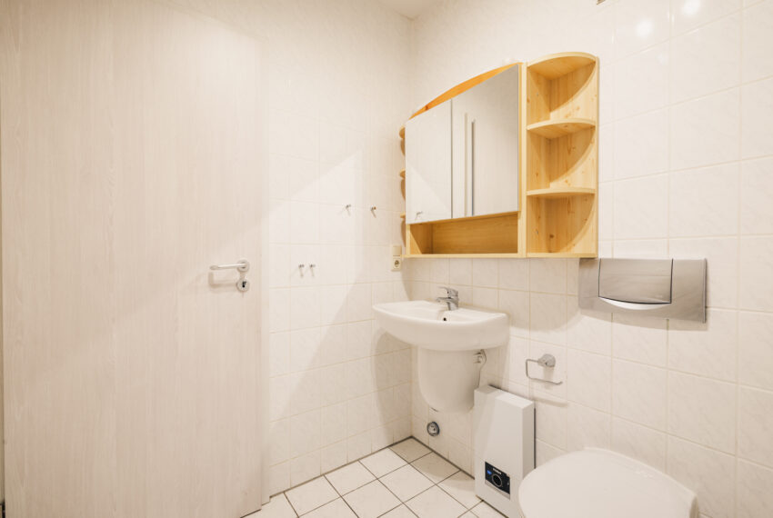 Badezimmer mit Dusche