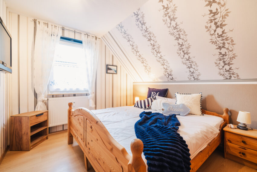 Schlafzimmer 1 Haus 2