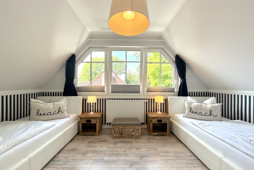 Schlafzimmer 2